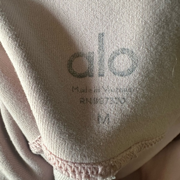 ALO Yoga Blush Pink Leggings W/Lace Mesh Detail - Picture 8 of 9